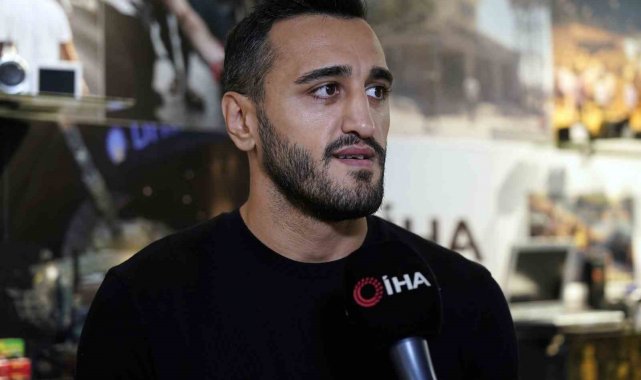 Vedat Kahramanoğlu: "Glory'de 77 kiloda dövüşen tek Türk sporcuyum"