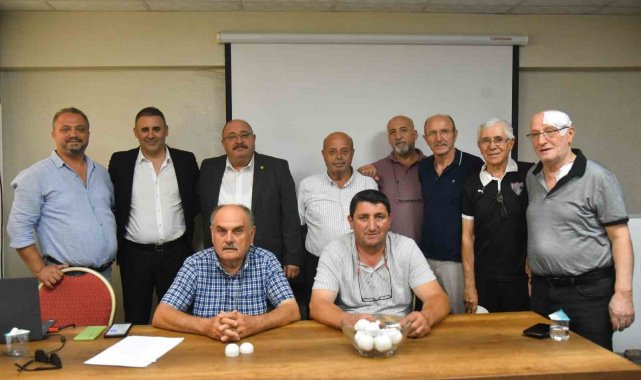 Yunusemre Belediyespor, amatörlere destek için Süper Amatör Lig'e katılmama kararı aldı