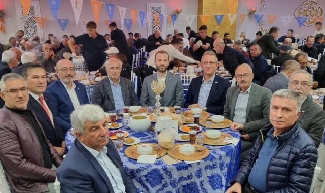 AK Parti Tavşanlı'da delegeleri ile bir araya geldi
