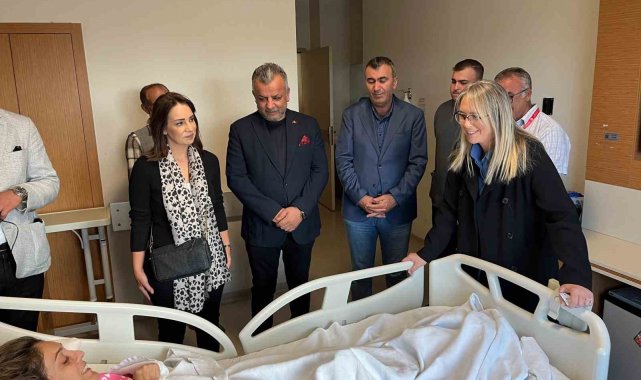 AK Partili Çankırı, Özge Polat'ı ziyaret etti, Cumhurbaşkanının talimatını açıkladı
