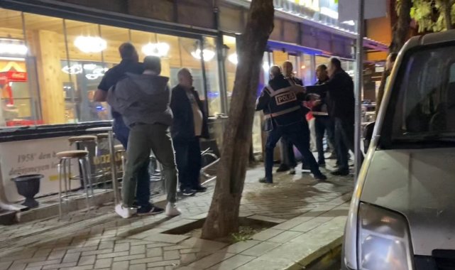 Alacak verecek meselesinden çıkan kavgada sandalyeler ve iş makineleri havada uçuştu