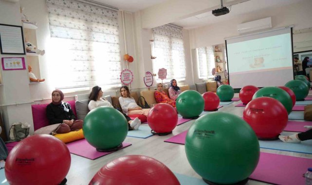 Anne adaylarına yol gösteren eğitim