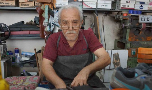 Ayakkabı tamiri ile geçen yarım asır