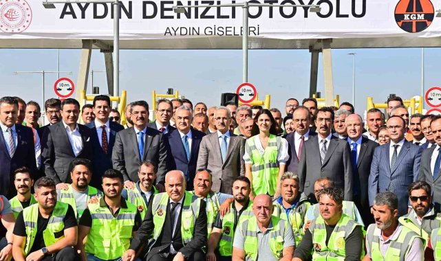 Aydın-Denizli Otoyolundan 3 günde 22 bin araç geçti