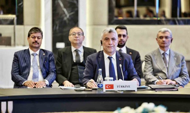 Bakan Bolat TDT Ticaret ve Ekonomiden Sorumlu Bakanlar 13'üncü Toplantısına katıldı