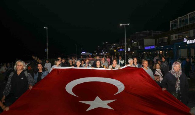 Barış ve özgürlüğün sesi Mudanya'dan yükseliyor