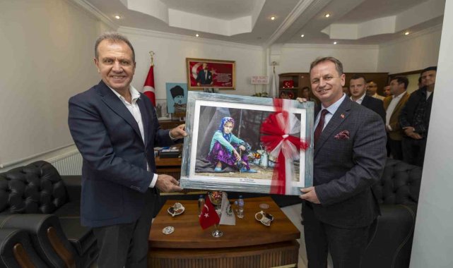 Başkan Seçer: "El birliğiyle Gülnarlılara çok değerli hizmetler yapacağız"
