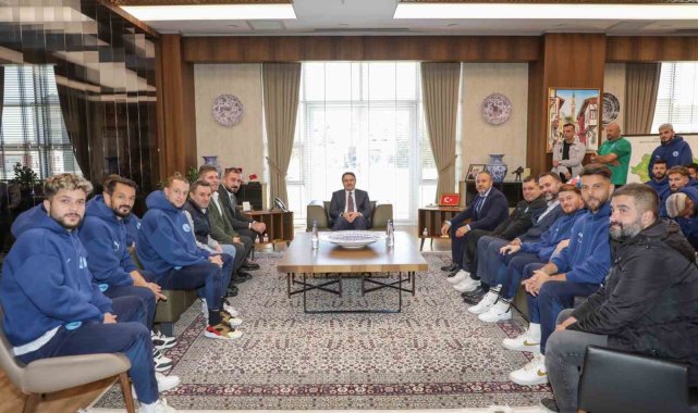Belediye Kütahyaspor'dan Vali Işın'a ziyaret