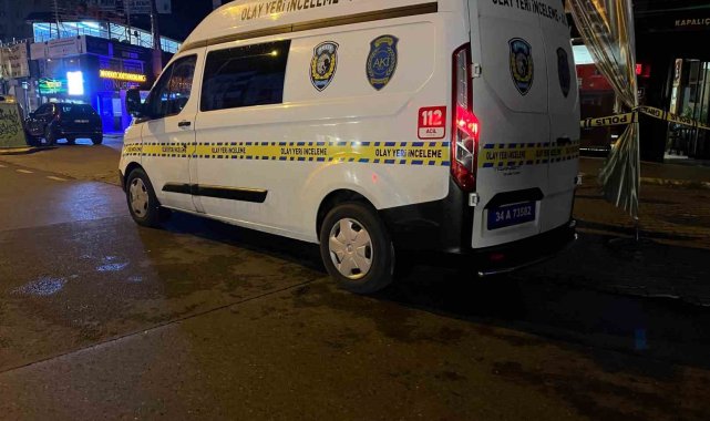 Beylikdüzü'nde gece saatlerinde kuyumcuya silahlı saldırı