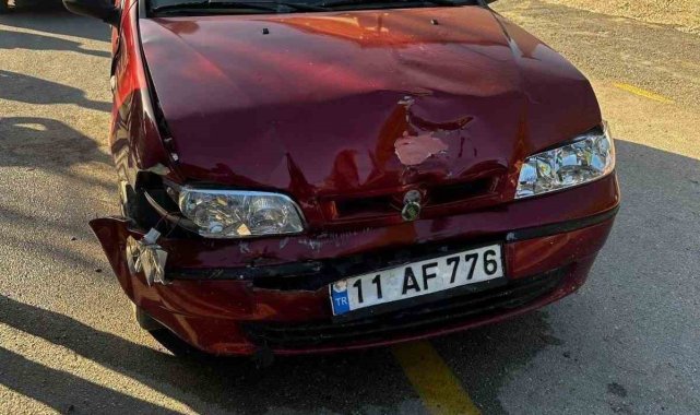 Bilecik'te meydana gelen trafik kazasında 2 kişi yaralandı
