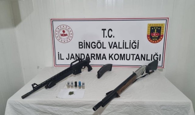 Bingöl'de 2 adet ruhsatsız tüfek ve uyuşturucu ele geçirildi