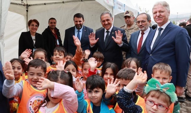 Bingöl'de TÜBİTAK 4007 Bilim ve Teknoloji Şenliği başladı
