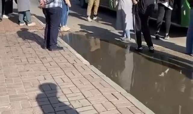 Bursa'da yolcuyla tartışan belediye otobüs şoförü inat edip gitmedi