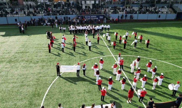 Cumhuriyet'in 101. yılı Kağıthane'de coşkuyla kutlandı