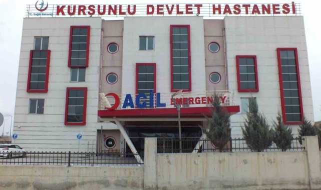 D100'de otomobil şarampole devrildi: 5 yaralı