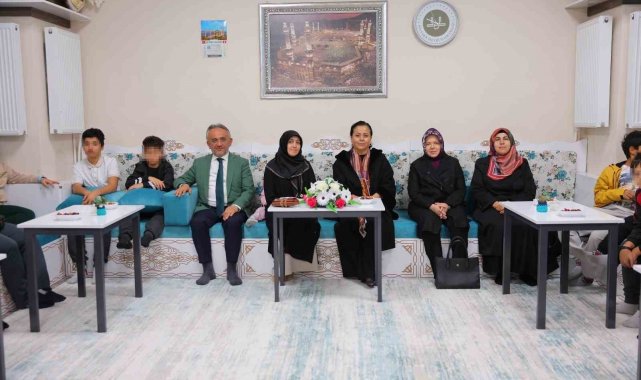 Devlet korumasındaki çocuklar müftülüğü ziyaret edip Bayburt'u gezdiler