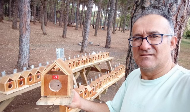 Doğa dostu emekli asker atık tahtalardan kuşlar için yuva yaptı