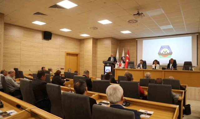 DTSO'da "Zengin Deneyim ve Kültür Birikiminin İş Dünyası ile Paylaşımı" semineri gerçekleştirildi
