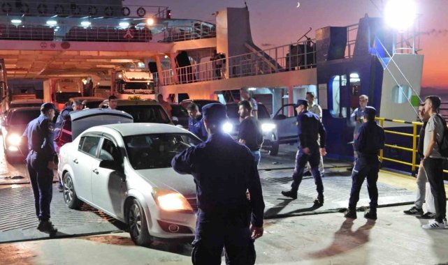 Erdek Limanı'nda hareketli saatler: Marmara İlçe Tarım Müdür Vekilinin katil zanlısı aranıyor