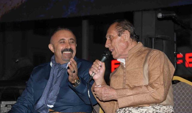 Esenyurt'taki "Kardeşlik Şöleni"nde duygusal anlar yaşandı