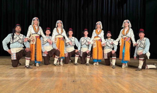 Eskişehir Anadolu Üniversitesi Halk Dansları Topluluğu'na Çin'den gururlandıran davet