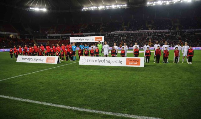 Gaziantep FK ile Beşiktaş 11. randevuda