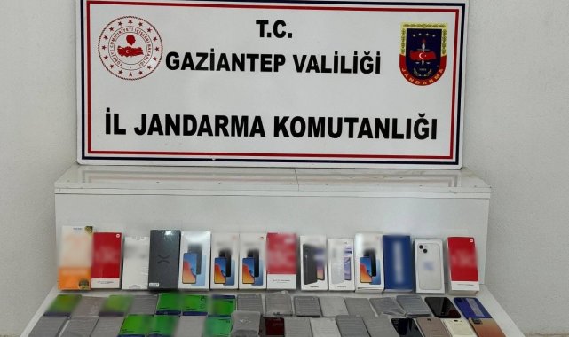 Gaziantep'te 1 milyon TL değerinde kaçak telefon ele geçirildi