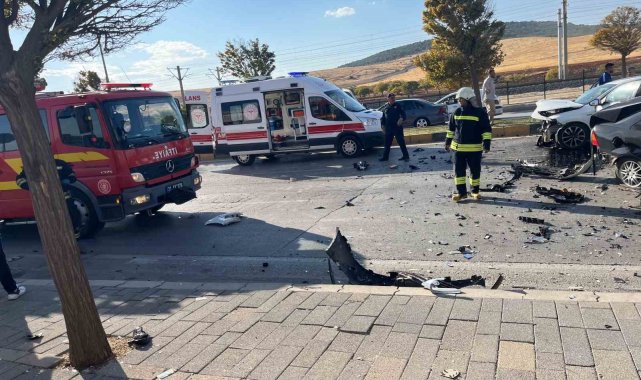 Gaziantep'te zincirleme trafik kazası: 3 yaralı