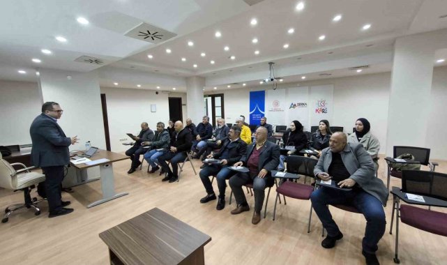 Google Haber İnisiyatifi'nden Kars'taki gazetecilere eğitim