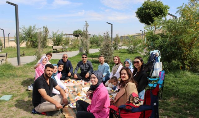 Hamur'da öğretmenler bir araya geldi