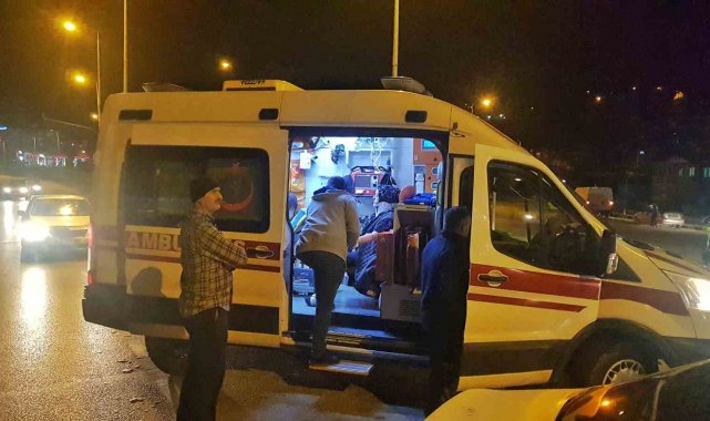 Karabük'te iki otomobil çarpıştı: 2 yaralı