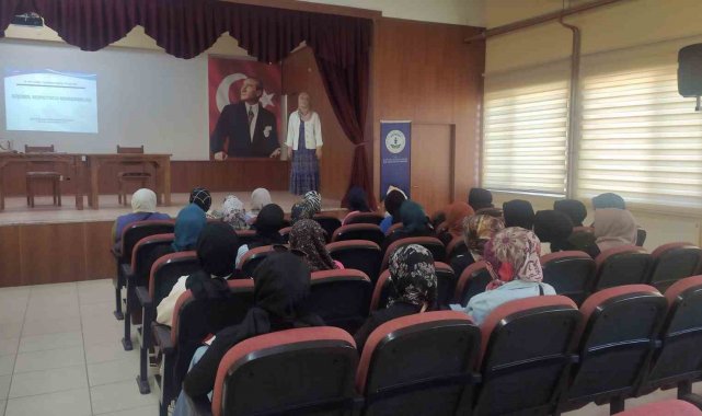 Kaynaşlı'da personellere iş sağlığı eğitimi