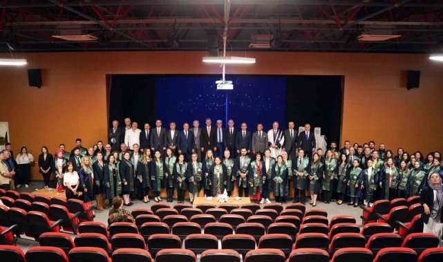 KOSTÜ eğitimin ilk açılışını yapay zeka ve cerrahi konulu dersle yaptı