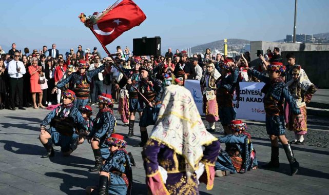Kuşadası'nda Cumhuriyet Bayramı coşkuyla kutlandı