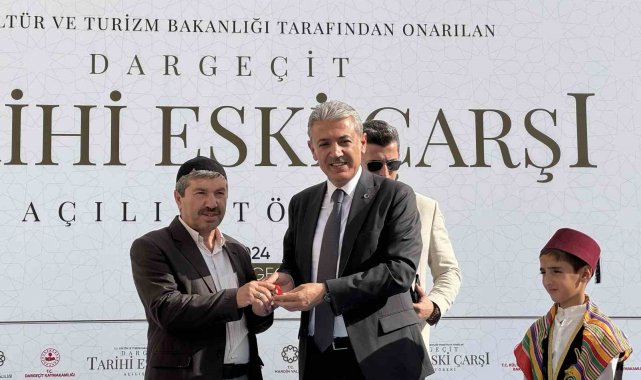 Mardin'de restorasyonu tamamlanan 400 yıllık Süryani Çarşısı açıldı