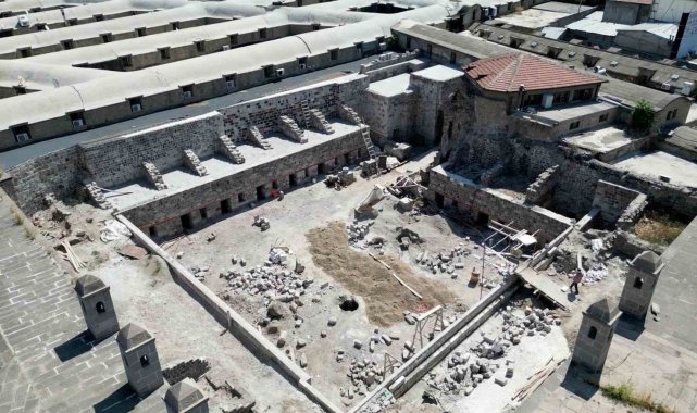 Melikgazi, tarihi eserlerine sahip çıkıyor