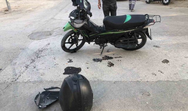 Motosiklet ile otomobil çarpıştı: 1 yaralı
