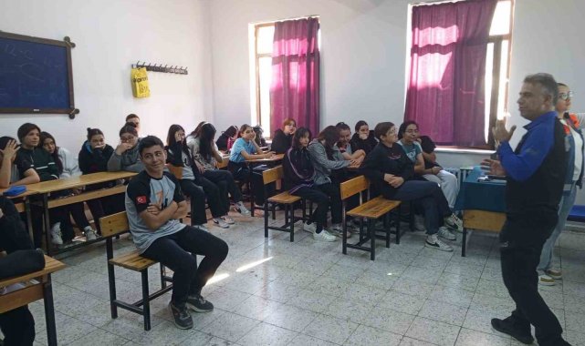 Muğla'da okul afet farkındalık eğitimi