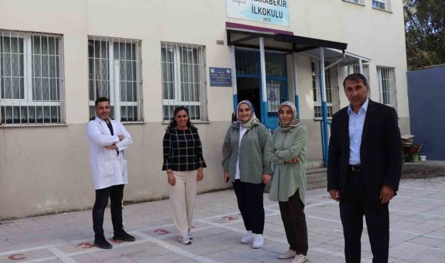 Oltu Karabekir İlkokulu'ndan çifte başarı