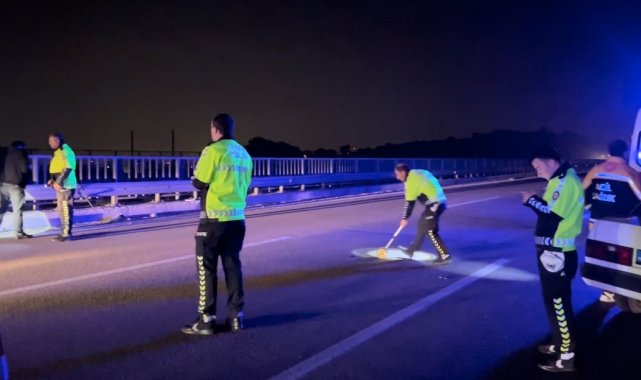 Otobanda yolun karşısına geçmek isteyen yayaya otomobil çarptı: 1 ölü