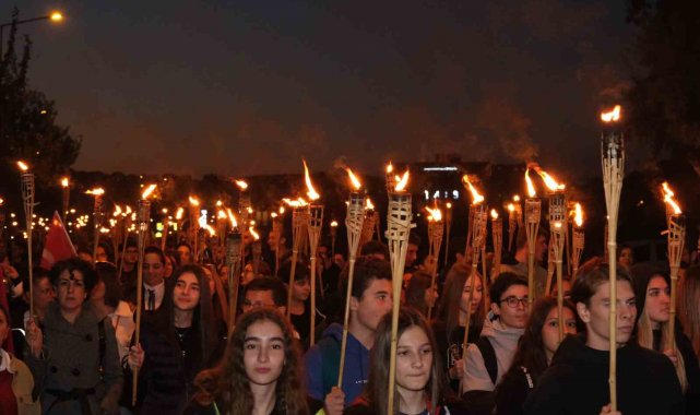 Şahinkaya Eğitim Kurumlarından, Cumhuriyet aydınlığına yaraşır kutlamalar
