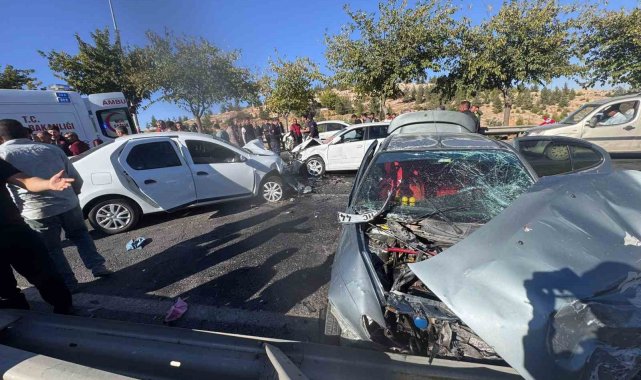 Şanlıurfa'da zincirleme trafik kazası: 5 yaralı