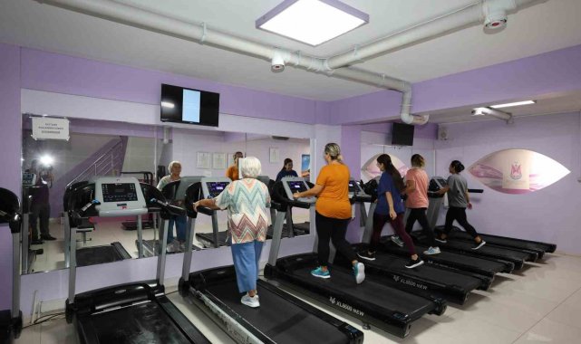 Şehzadeler Belediyesi Kadın Spor Merkezine yoğun ilgi
