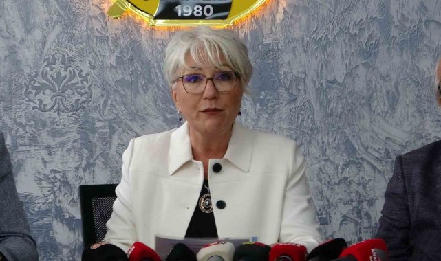 Sema Karaoğlu: "Anayasamızın ilk dört maddesi, Cumhuriyetimizin ve demokrasimizin teminatıdır"