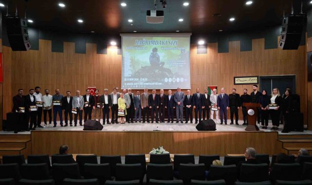 Şiirlerini 'Filistin' için kitaplaştırdılar