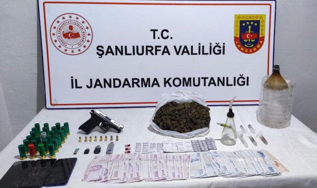 Siverek'te uyuşturucu madde ve silahlar ele geçirildi