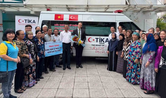 TİKA'dan Vietnam'daki Müslüman topluluğa hasta ve cenaze nakil aracı desteği