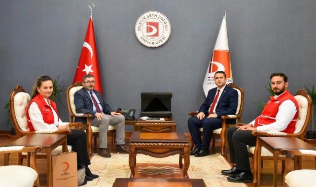 Türk Kızılay Bilecik Şube Başkanı Ateş'ten Rektör Kaplancıklı'ya ziyaret