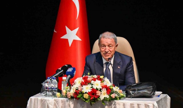 Uşak Üniversitesinde 2024-2025 Akademik Yılı törenle başladı