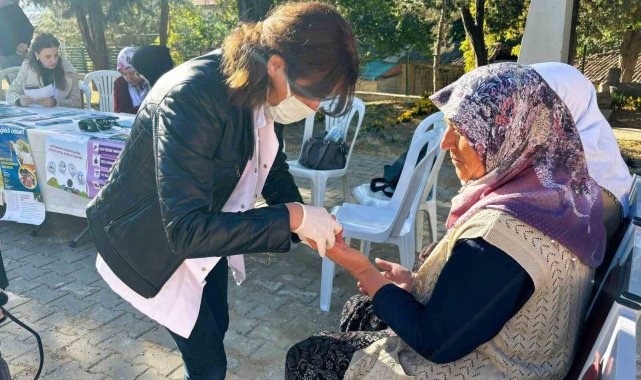 Uşak'ta Köylerde Halk Sağlığı günleri devam ediyor